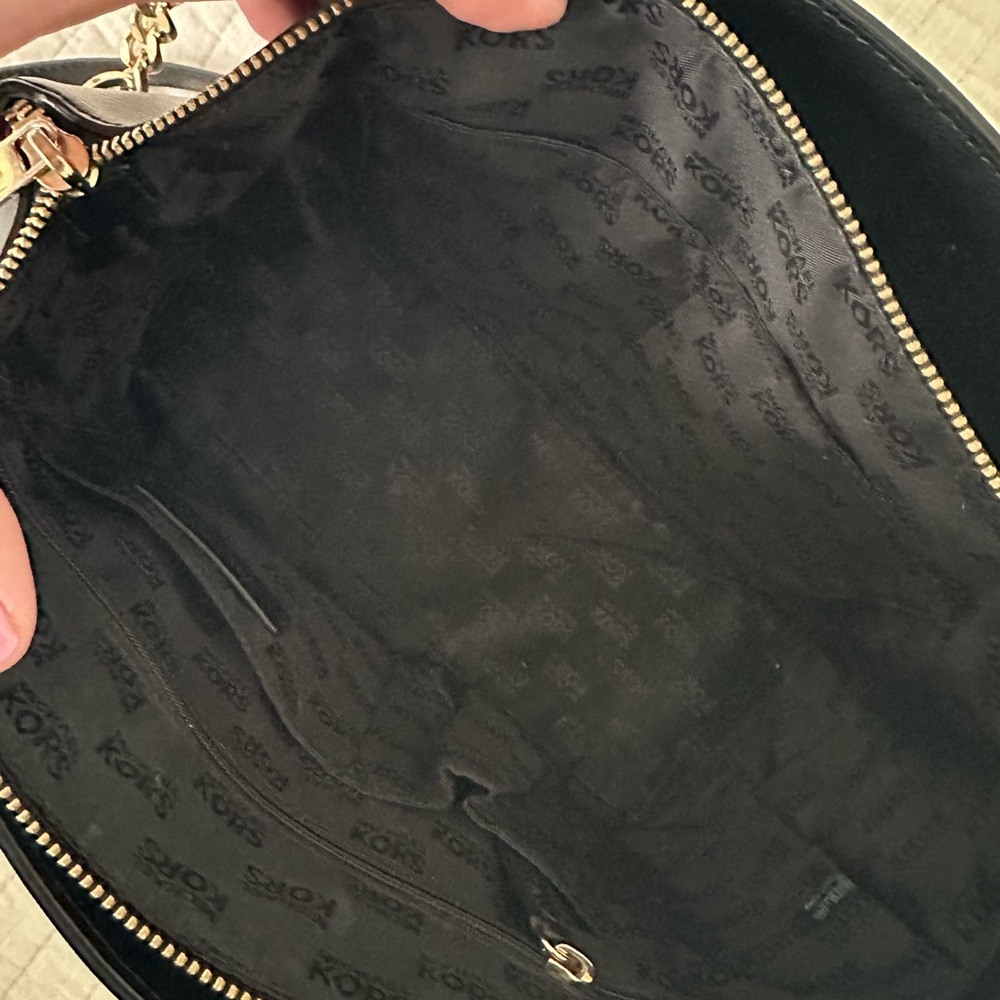 Michael Kors Large Ellis Leather Satchel - Picture 6 of 11